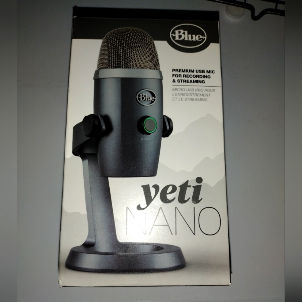 Blue Yeti Nano Premium USB Mic for Recording and Streaming - Black Logitech